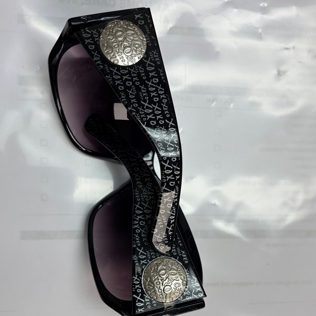 Xoxo Black Sunglasses With Silver Details
